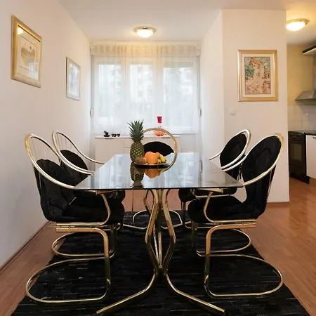 Peric Apartment Split